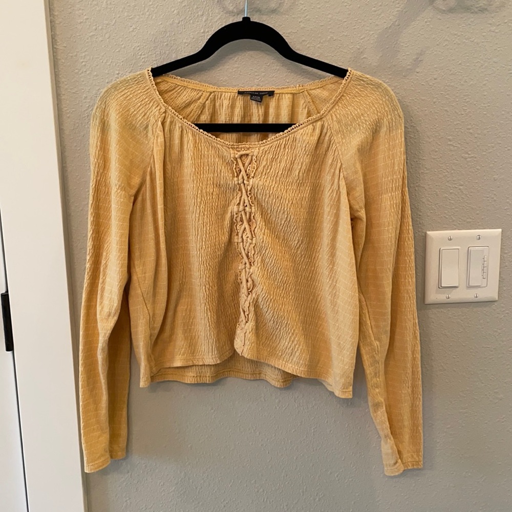 ADORABLE AE CROP TOP!